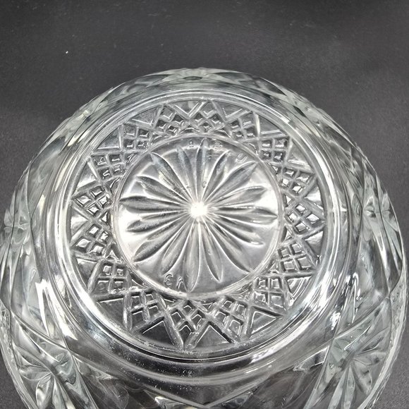 Vintage Cut Glass Serving Bowl With Intricate Diamond & Starburst Pattern JJ3815 - Picture 10 of 10